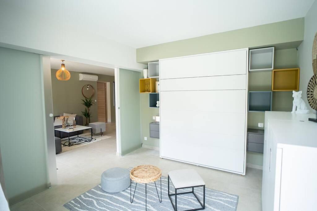 Rez De Villa De Charme-Piscine-3 Chambres 6 Pers Saint-Raphaël Kültér fotó